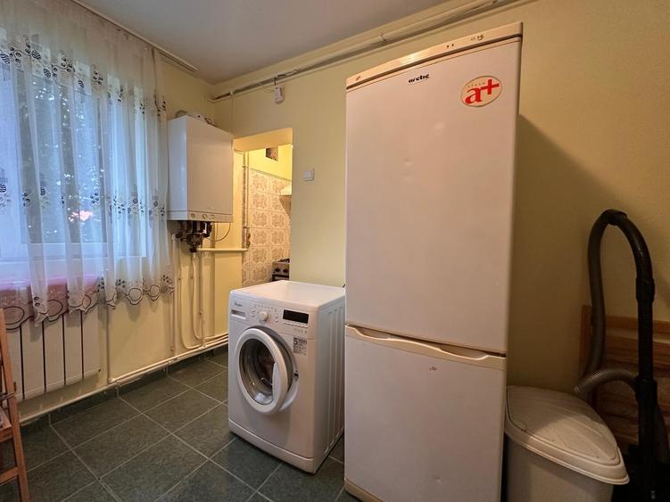 Apartament cu 2 camere semidecomandat în Prelungirea Ferentari