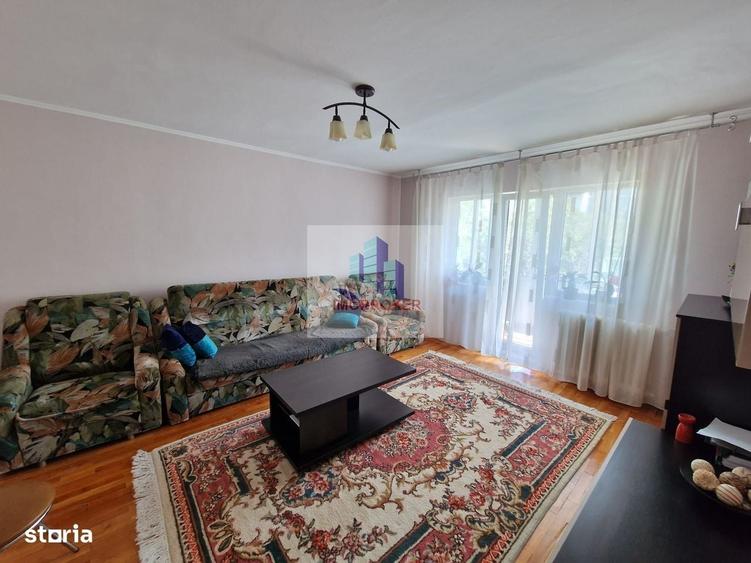 Apartament cu 3 camere decomandat în Rogerius