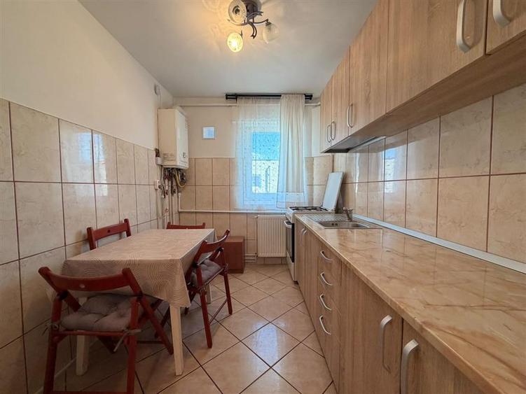 Apartament cu 2 camere semidecomandat în Bartolomeu
