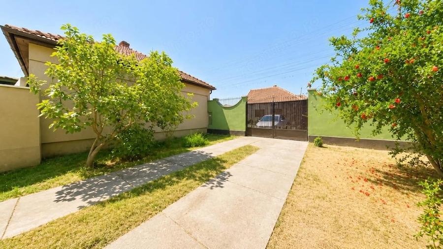 Casă cu 5 camere cu Teren 520 Mp în Grădiște
