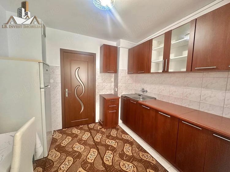 Apartament cu 2 camere decomandat în Soarelui
