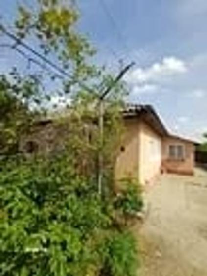 Casă cu 3 camere cu Teren 584 Mp în Central
