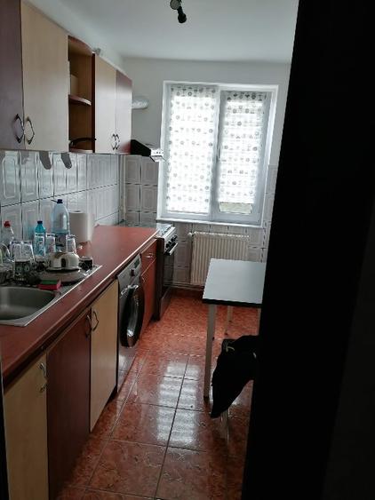 Apartament cu 2 camere decomandat în Autogară