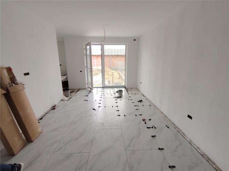 Duplex 4 camere - dormitor matrimonial - teren generos - 3
