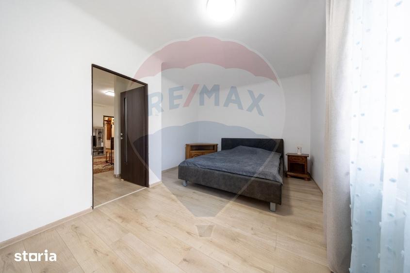 Apartament cu 3 camere în Astra