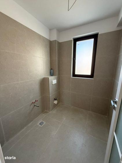 Casă cu 4 camere cu Teren 290 Mp în Prelungirea Ghencea
