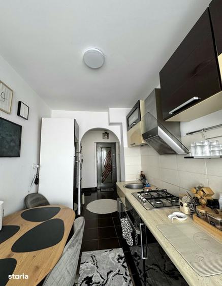 Apartament cu 2 camere semidecomandat în Calea București