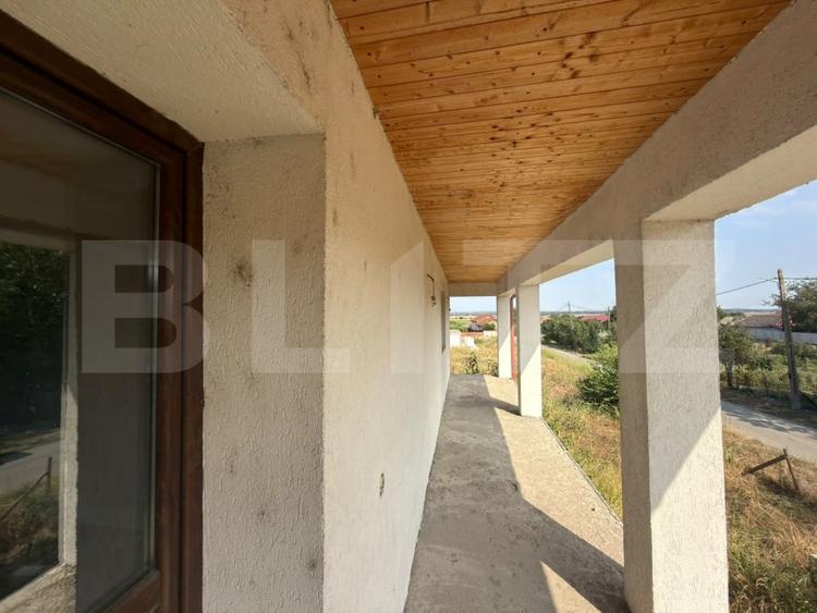 Casă individuală cu 5 camere cu Teren 1500 Mp în Exterior Sud