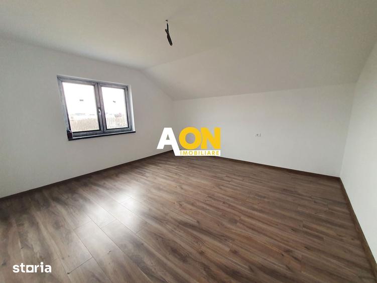 Casă cu 5 camere cu Teren 240 Mp în Micești