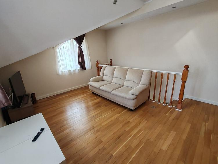 Casă cu 3 camere cu Teren 1300 Mp în Viforâta