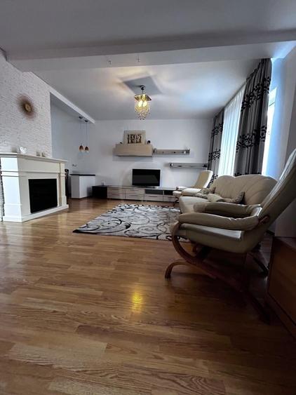 Duplex zona Sub Cetate - 2