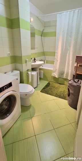 Garsonieră decomandată în Lunei