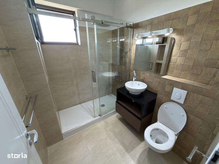 Apartament cu 3 camere în Sisești