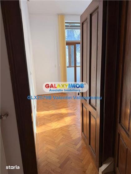 Apartament cu 3 camere decomandat în Cișmigiu