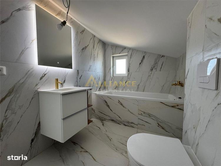 Casă cu 4 camere cu Teren 370 Mp în Vidra