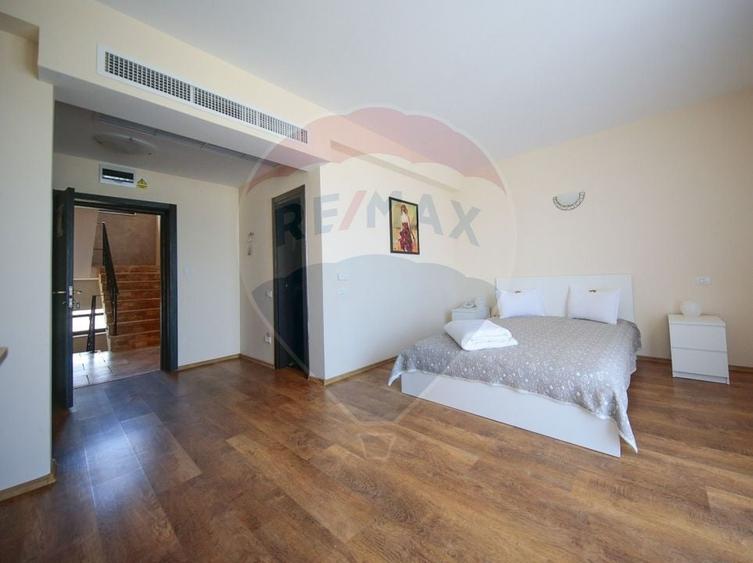 Hotel/Pensiune, de 450 mp, în Central