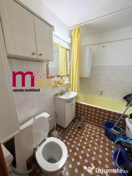 Apartament cu 2 camere decomandat în Vest