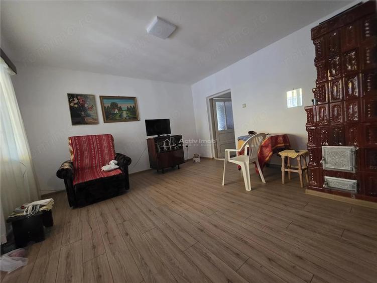 Casă cu 4 camere cu Teren 2621 Mp în Mihăilești