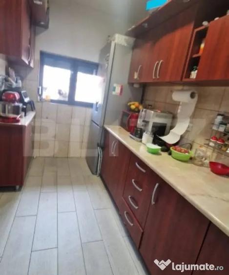 Casă cu 5 camere cu Teren 835 Mp în Satulung