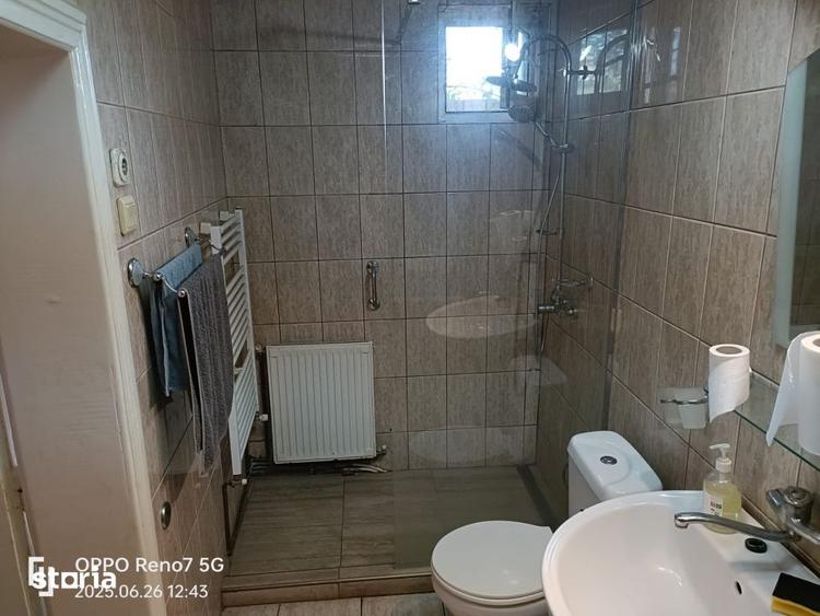 Casă cu 5 camere cu Teren 1255 Mp în 22 Decembrie 1989