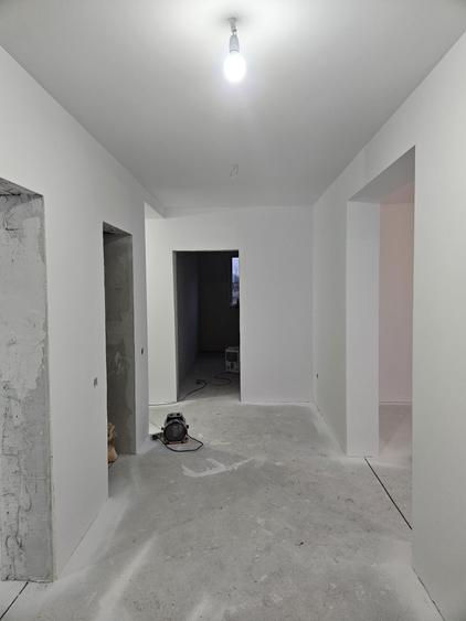 Casă cu 3 camere în Crăciunelu de Jos
