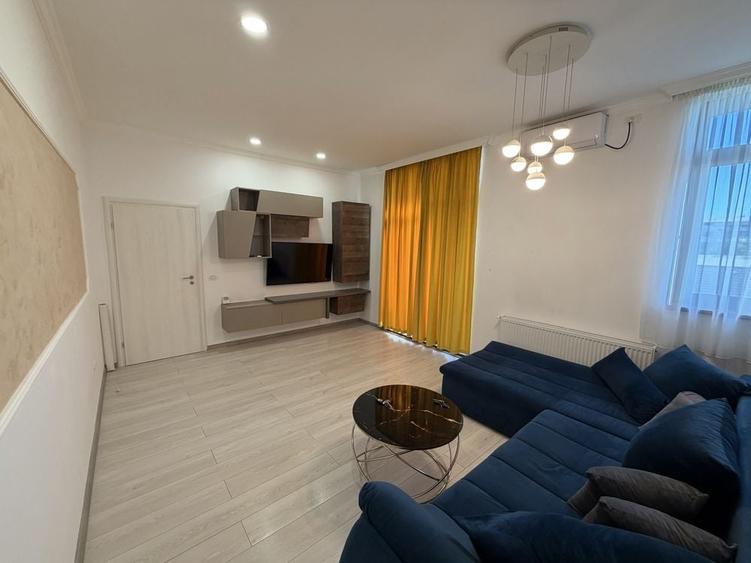 Apartament cu 2 camere nedecomandat în Central