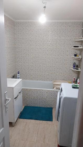 Casă cu 3 camere cu Teren 2200 Mp în Potău
