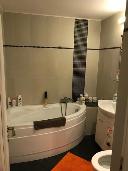 Apartament cu 2 camere semidecomandat, mobilat în Panduri