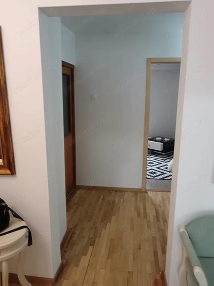 Apartament cu 3 camere decomandat în Odobescu