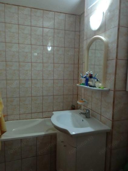 Apartament cu 2 camere decomandat în Micro 18