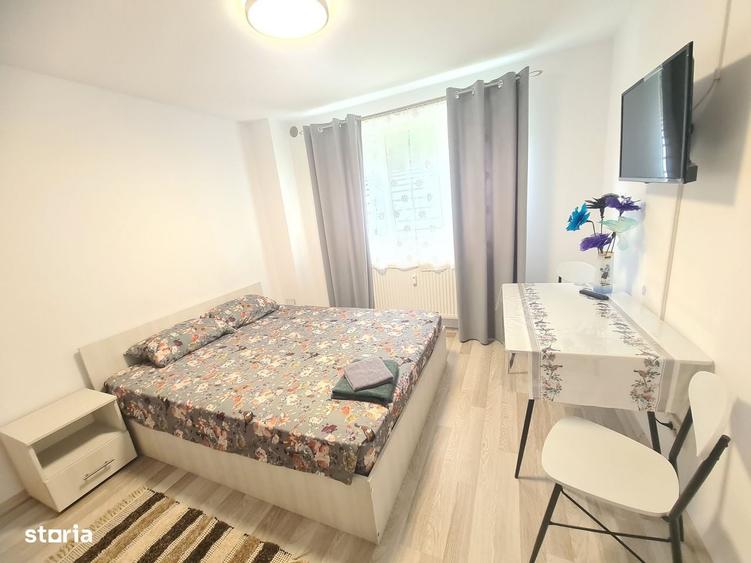 Apartament cu 2 camere semidecomandat în Est