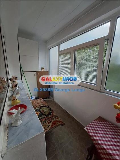 Apartament cu 2 camere decomandat în Drumul Taberei