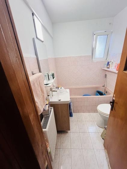 Apartament cu 2 camere în Palazu Mare