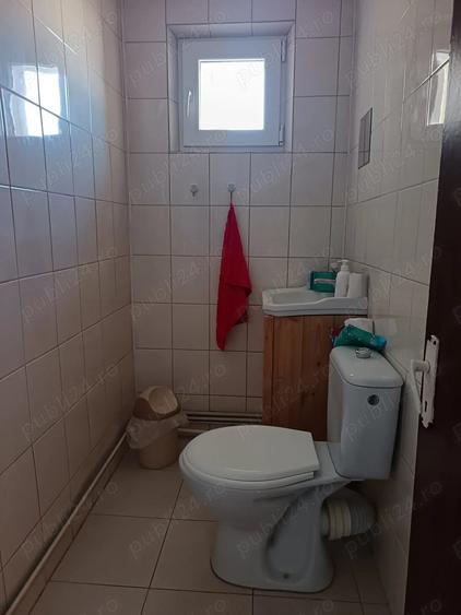Apartament cu 3 camere decomandat în Micro 11