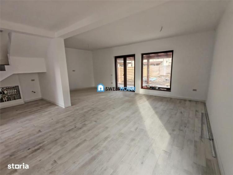 Casă cu 4 camere în Central
