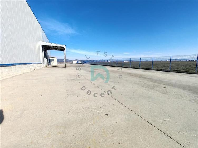 Spațiu industrial, de 5,500 mp, în Feldioara