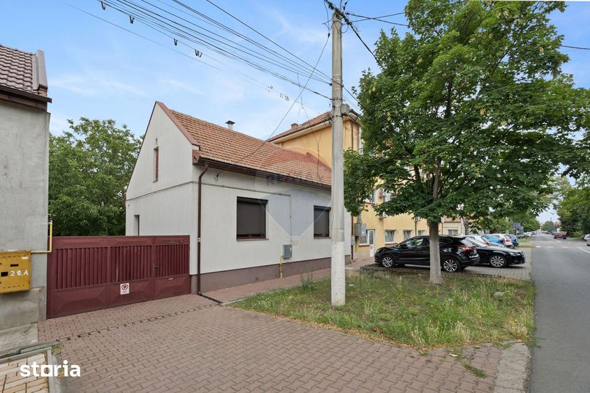Spațiu comercial, de 75 mp, în Pârneava