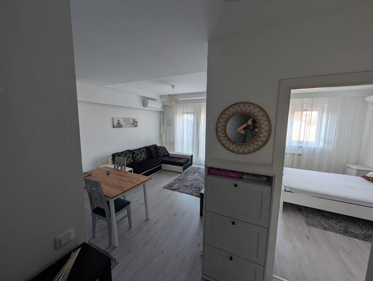 Apartament cu 2 camere decomandat în Iancului
