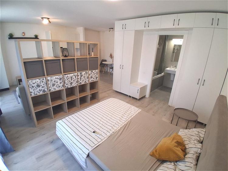 Apartament cu 2 camere decomandat, mobilat în Pipera
