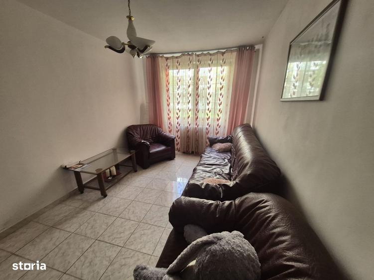 Apartament cu 3 camere în Precista