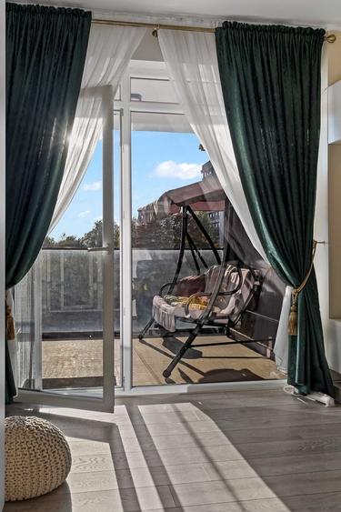 Apartament cu 3 camere decomandat, mobilat în Berceni