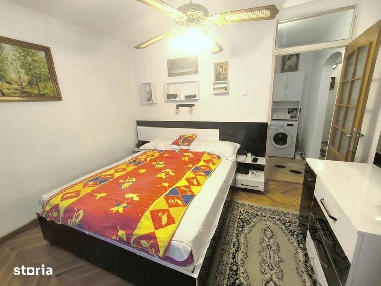 Apartament cu 3 camere decomandat în Tineretului