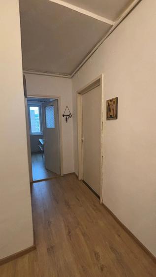 Apartament cu 2 camere decomandat în Astra