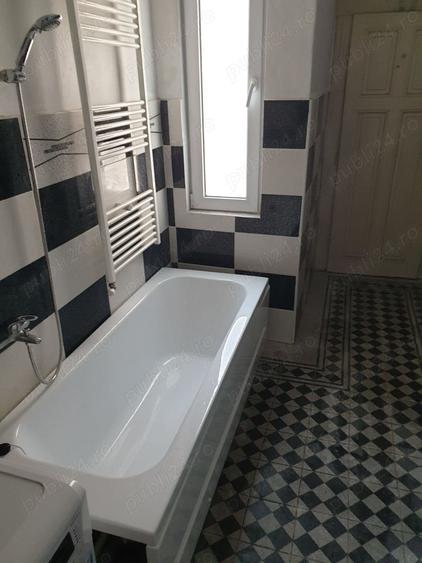 Apartament cu 2 camere decomandat în Badea Cârțan