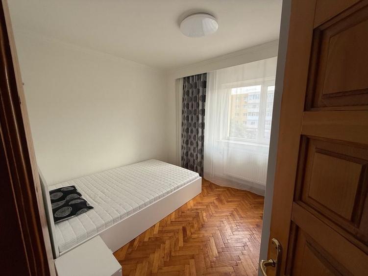 Casă cu 3 camere cu Teren 350 Mp în Radu Negru