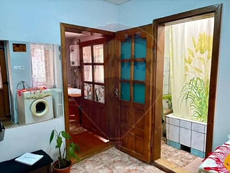 Casă cu 2 camere cu Teren 557 Mp în Central