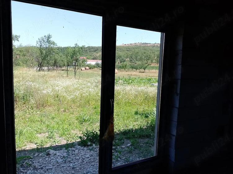 Casă cu 3 camere cu Teren 1000 Mp în Central