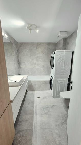 Apartament cu 3 camere decomandat, mobilat în Aviației