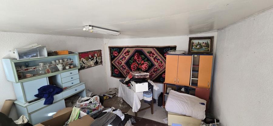 Casă cu 4 camere în Frumușelu