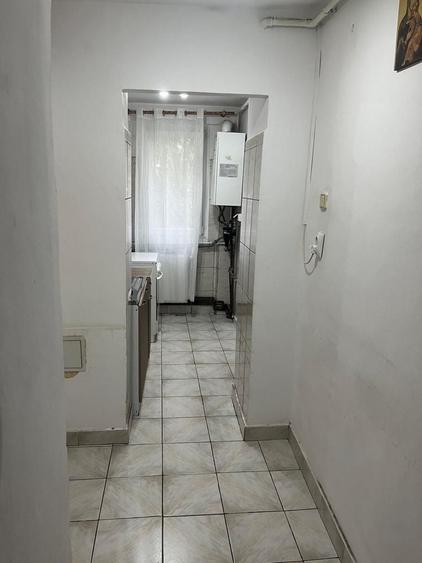 Apartament cu 2 camere semidecomandat în Pantelimon